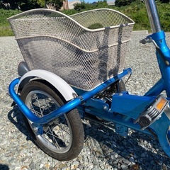 【お話し中】 
希少 三輪車の画像
