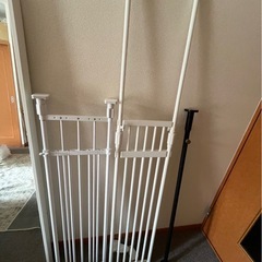 【美品】つっぱり棒、物置の画像