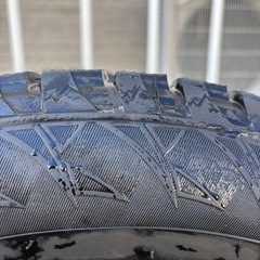 スタッドレスタイヤの画像