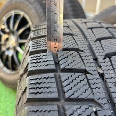 スタッドレスタイヤの画像