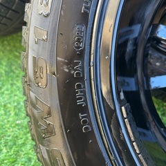 スタッドレスタイヤの画像