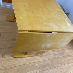 食卓テーブル＆椅子✖️2の画像