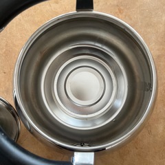 SUITOブランドのやかんの画像