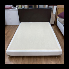 ジモティー限定価格！S773 ⭐ 大塚家具 KINGSDOWN インシグニア ワイドダブルベッド 幅160cm USED シミ目立ちますの画像