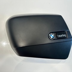 BMW 純正 パニヤケースリッド( 蓋 ) 左右ペア の画像