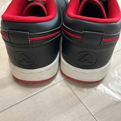 AIRWARKスニーカー　27㎝の画像