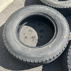 軽パン軽トラスタッドレスタイヤ　4本セットの画像