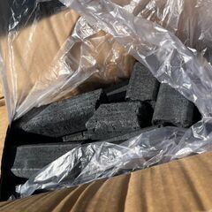 炭・オガ炭　10キロの画像