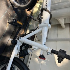 折りたたみ自転車の画像