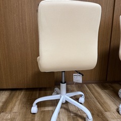 美品　　高さ調節可能オフィス用椅子の画像