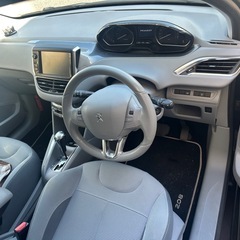 プジョー２０８ｉ低走行　車検2年付きの画像