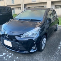 令和1年式トヨタ　ヴィッツの画像