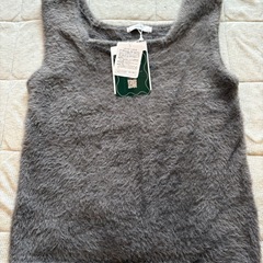 ラメフェザー　カーディガン　タンクトップ　セットの画像