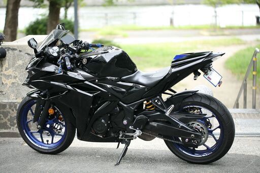 ヤマハ・YZF-R25 RJ10 ハザ－ド付・３カメドラレコ・後方車線支援装置・ウングレット付・シーケンシャル・ウインカ－搭載