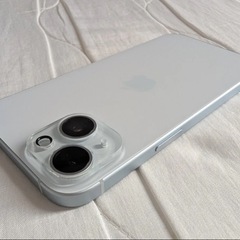 【美品】simフリー　AppleCare+あり iPhone 15 256GBの画像