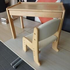 2-5　未使用/新品　アウトレット　キッズデスク チェア 2点セット 高さ調整 1人掛け 4段 木製 の画像
