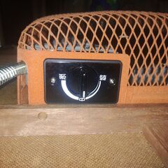 昭和レトロ　木製電気こたつ　東芝製　箱入りの画像