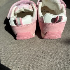 ベビースニーカーの画像