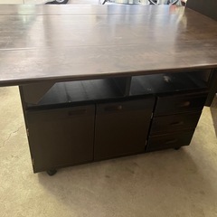 折り畳みテーブル
の画像