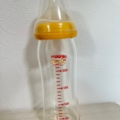 ピジョン哺乳瓶240ml の画像