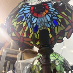 ステンドグラス、割れありの画像