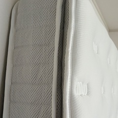 ウッドスプリングベッド&マットレスの画像