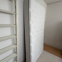 ウッドスプリングベッド&マットレスの画像