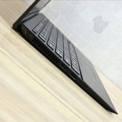 超軽　Sony core i5 5世帯　メモリ4GB + 超速　SSD128GBの画像