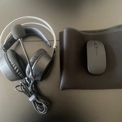 PlayStation4 CUH-2200A    ブラック　500GBの画像