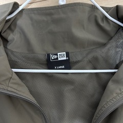 ニューエラ　ナイロンジャケット　XLの画像