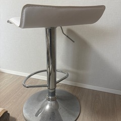 カウンターチェアの画像