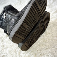 ふわモコ❗️内ボア美品❗️【チャンジャ】黒ショートブーツ 23cm ジップ付きの画像