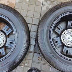 ハイエースで使用　タイヤ・ホイールセットの画像