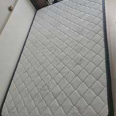 GOKUMIN セミダブル マットレスの画像