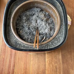 小型の火鉢の画像