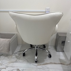 キャスター付きチェアの画像