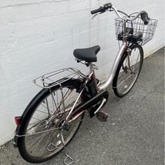 1735業界最長12ヶ月保証付！送料無料エリア多数！安全整備済み！電動自転車の画像