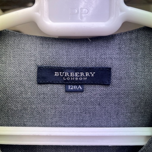 Burberry 120センチ