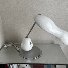 HITACHI ビーン型デクスライトの画像