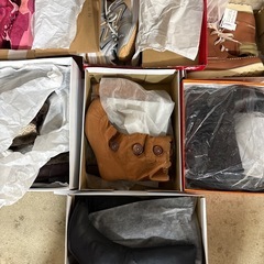 靴　ブーツ　スニカー　運動靴の画像