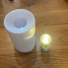 LOGOSテーブルライトの画像