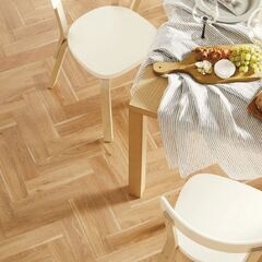 サンゲツ　クッションフロアー　木目ヘリンボーン柄の画像