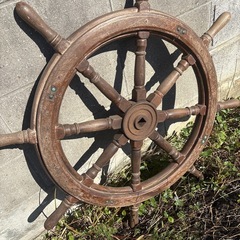 船の舵　小
の画像