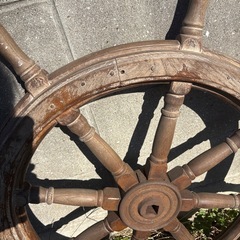 船の舵　小
の画像