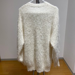 薄い黄色のカーディガン〘ホームクリーニング済み〙の画像