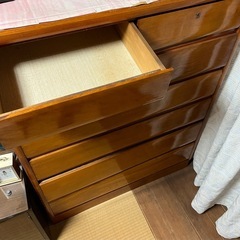 木製チェストの画像
