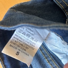 女児150 ダメージジーンズの画像