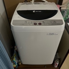 冷蔵庫と洗濯機の画像