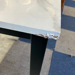 K2510-407 ベガ・コーポレーション ダイニングテーブルセット Grayble 3pcs set 大理石風 椅子2脚セット ※バラ売り不可 キズ汚れ有りの画像