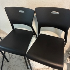 LOWYA 椅子2個 黒 引き取りの画像